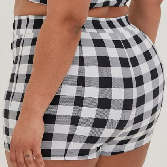 TORRID Retro Ultra Black & White Gingham Plaid Set… - Picture 4 of 5